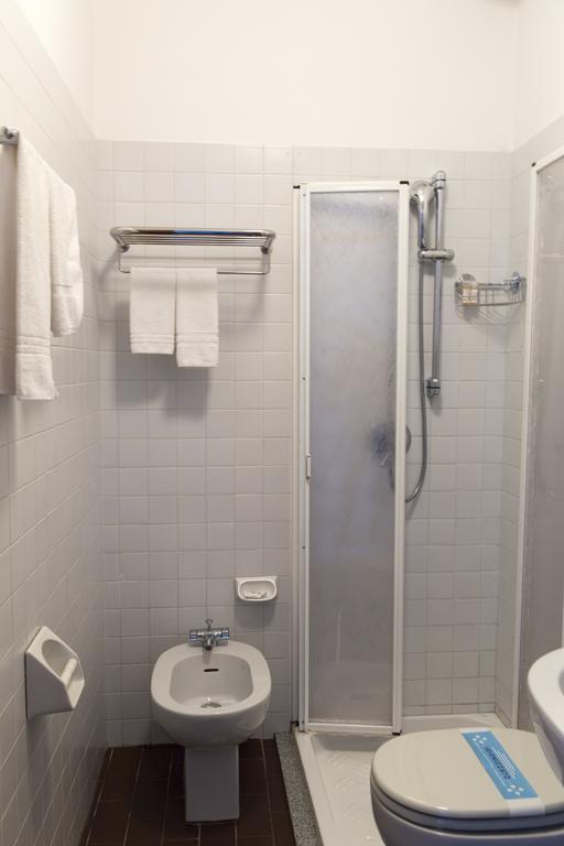 Albergo Montenegro Maniago Esterno foto