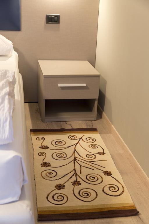 Albergo Montenegro Maniago Esterno foto